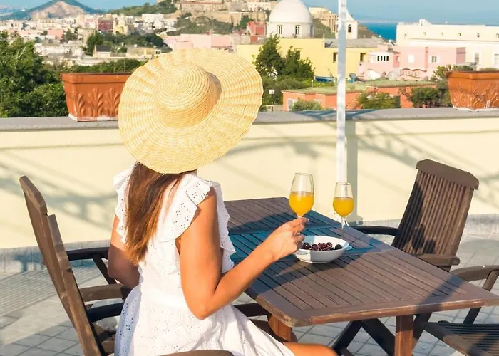 Le Grand Bleu - Gioia 公寓式酒店 3*