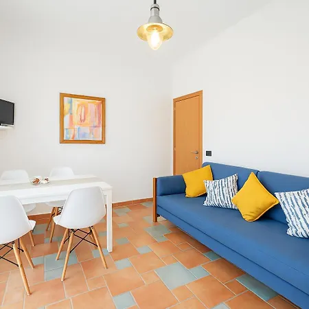 Aparthotel Le Grand Bleu - Gioia