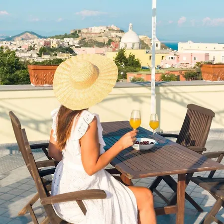 Le Grand Bleu - Gioia Apartahotel 3*