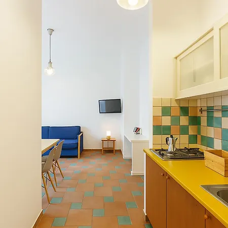 Le Grand Bleu - Gioia Aparthotel