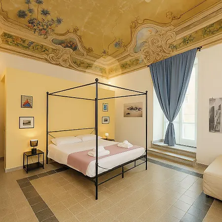Le Grand Bleu - Gioia Apartahotel Procida