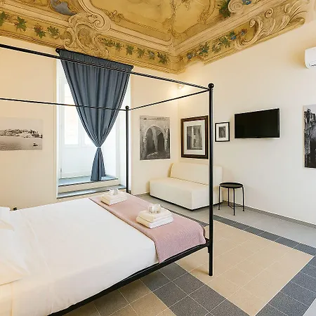 Le Grand Bleu - Gioia Apartahotel Procida